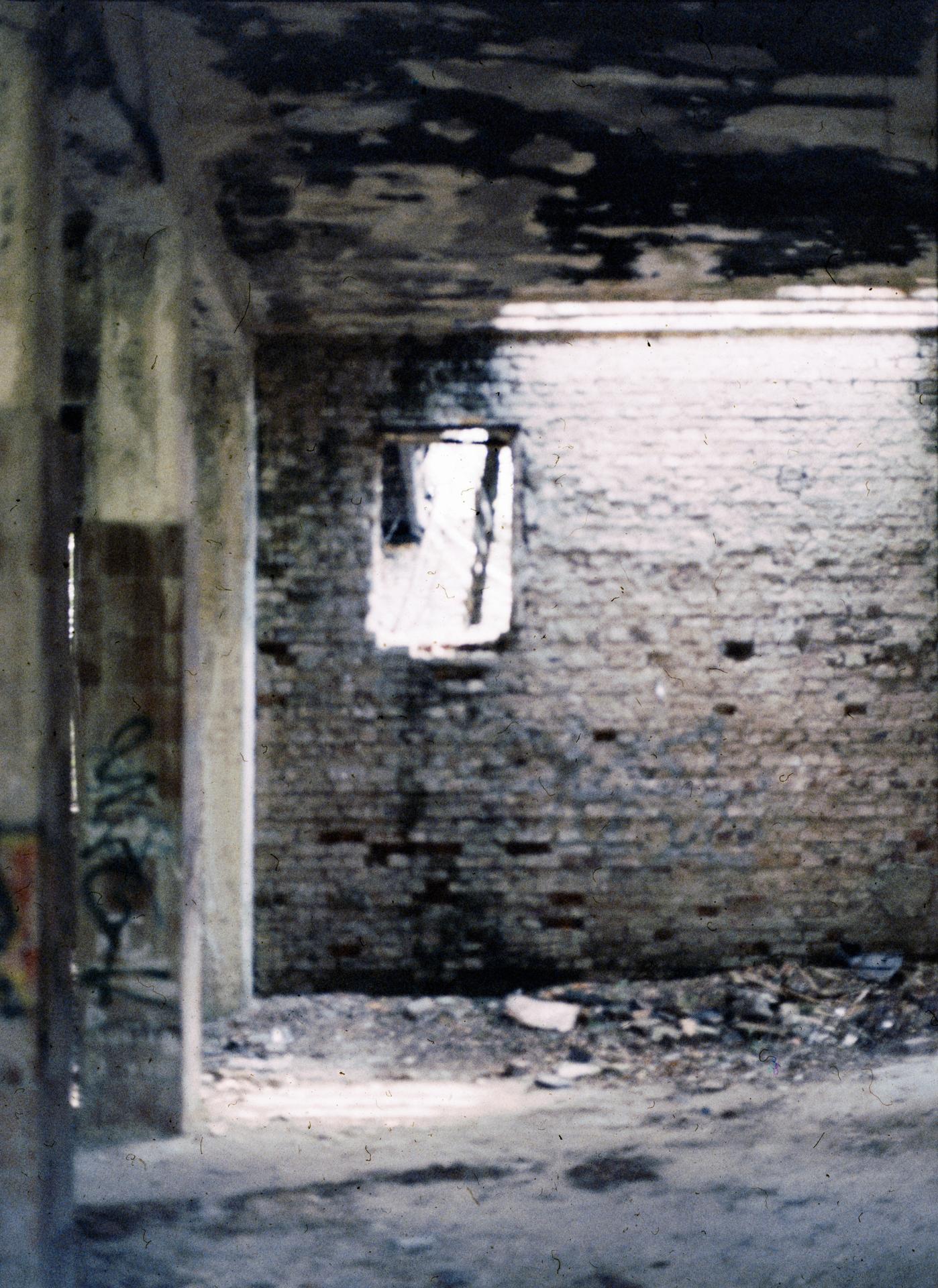 Thumbnail /2022 Brandenburg/Eisenhüttenstadt/Fenster Unten.jpg